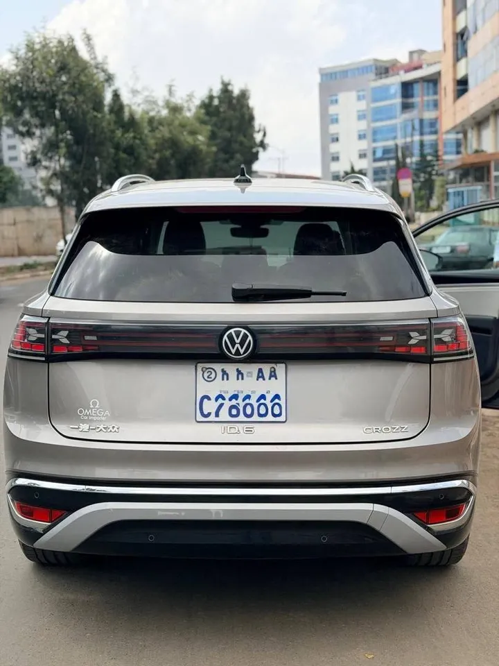 2024 Volkswagen ID.6 Crozz Pro EV – photo 7
