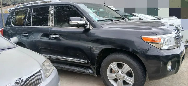 Toyota Land Cruiser V8 2014 – photo 5