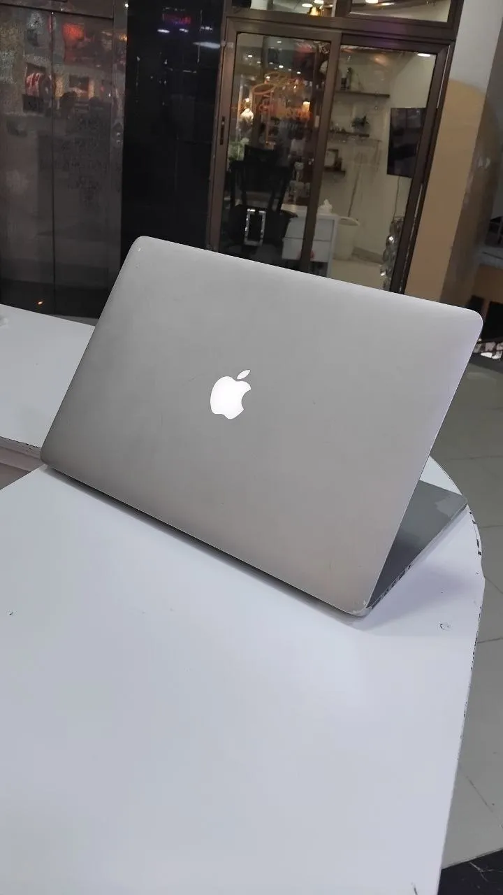 Apple MacBook Pro 2014 15 Inch – photo 3