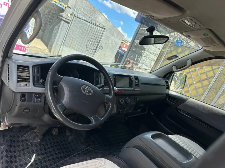 Toyota Abadula Super GL 2007 – photo 3