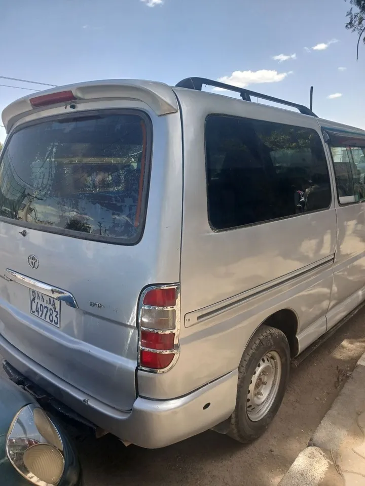 Toyota Hiace Dolphin 2009 Diesel – photo 6