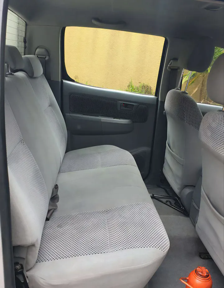 Toyota Hilux Double Cab 2010 – photo 4