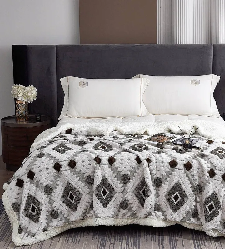 European Standard Throw Blanket 2x2.3m – photo 6