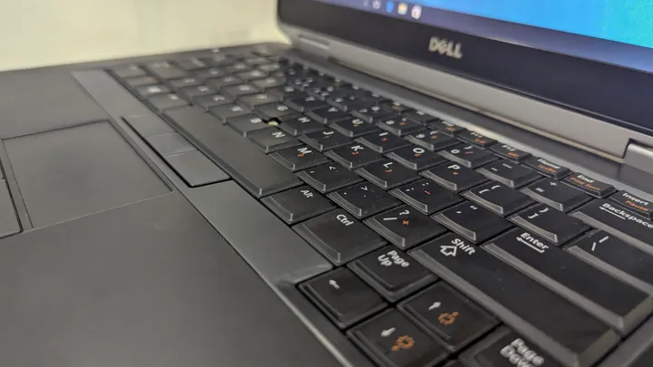 Dell Latitude i5 4GB 500GB Laptop – photo 4