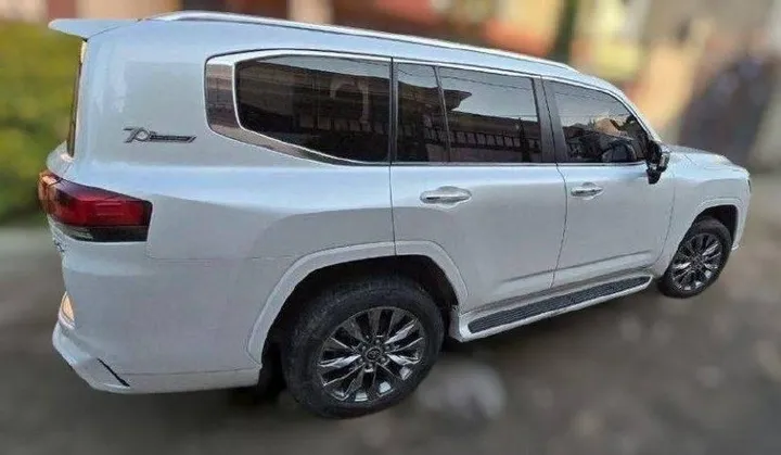 Toyota Land Cruiser V6 VXR – photo 4