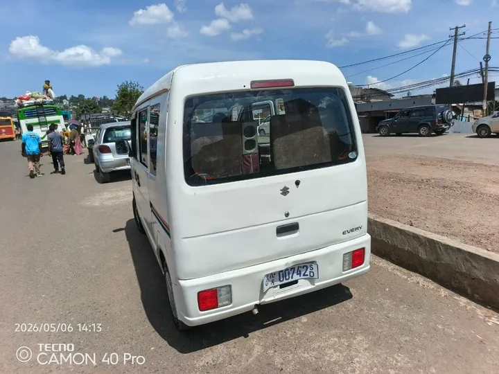 Suzuki Every 2010 Automatic Van – photo 6