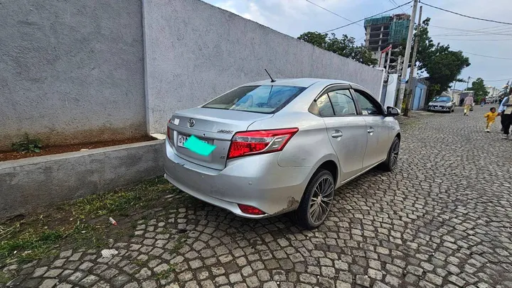 Toyota Yaris Sedan 2014 – photo 4