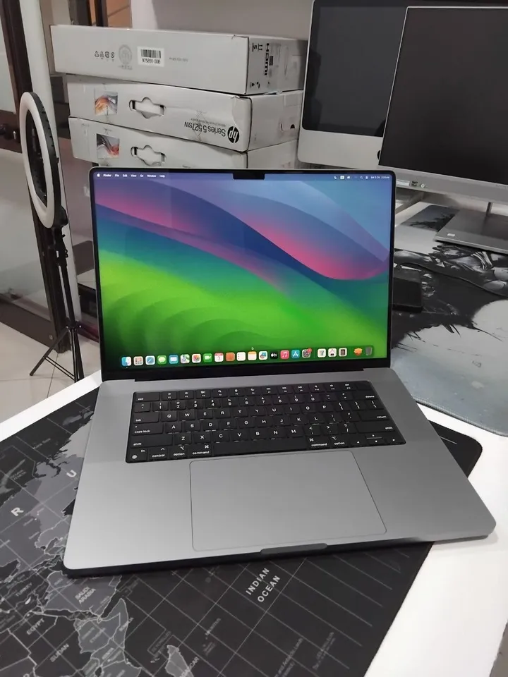 Apple MacBook Pro M1 Max 16-inch – photo 3