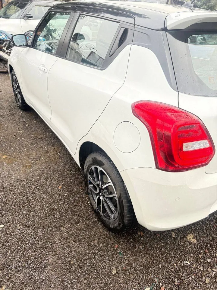 Suzuki Swift 2022 Automatic – photo 4