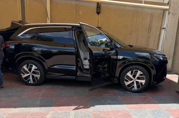BYD Tang L DM-i 2025 SUV – photo 4