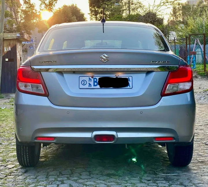 Suzuki Dzire 2021 Automatic – photo 5