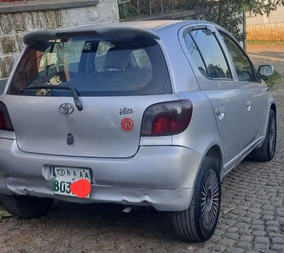 Toyota Vitz 2001 – photo 8