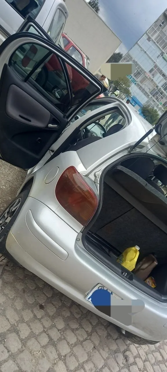 2004 Toyota Vitz Automatic Hatchback – photo 7