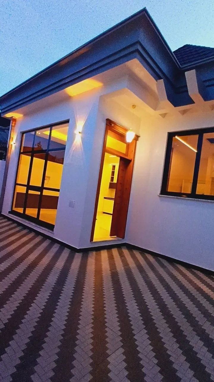 Villa House for Sale Ayat – photo 3