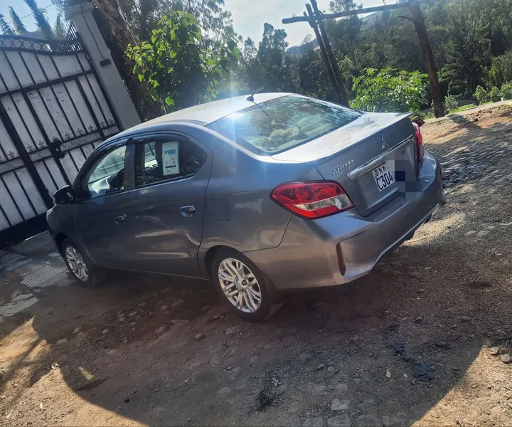 Mitsubishi Attrage 1.2L Automatic – photo 5