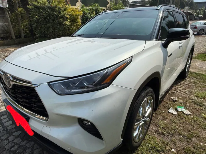 Toyota Highlander Limited 2024 – photo 7