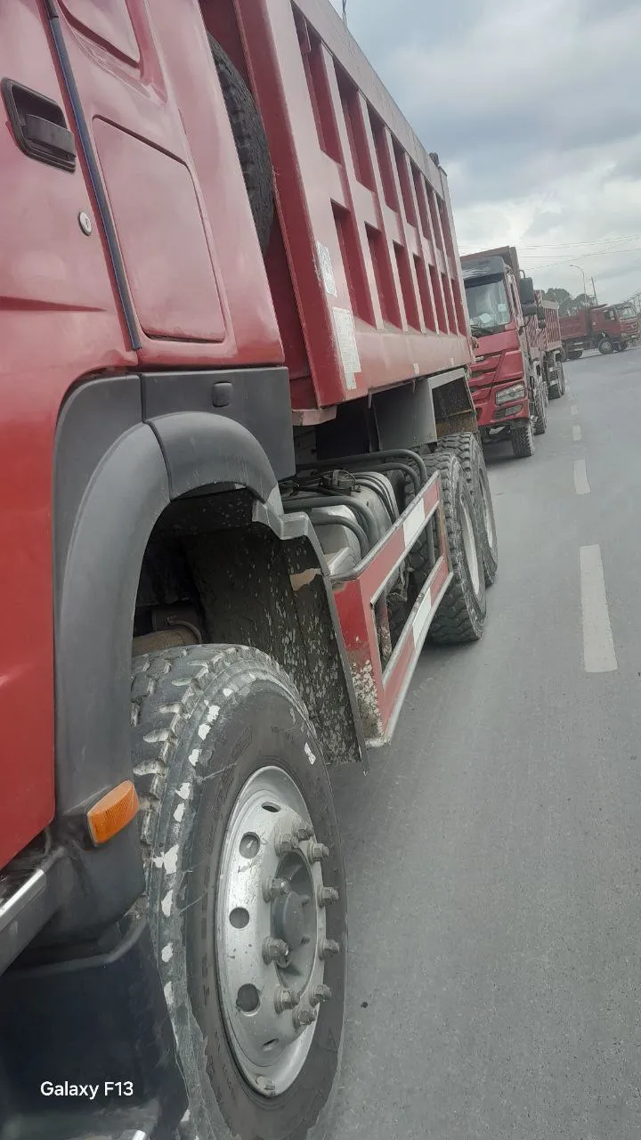 Sinotruk Dump Truck Model 24 – photo 3