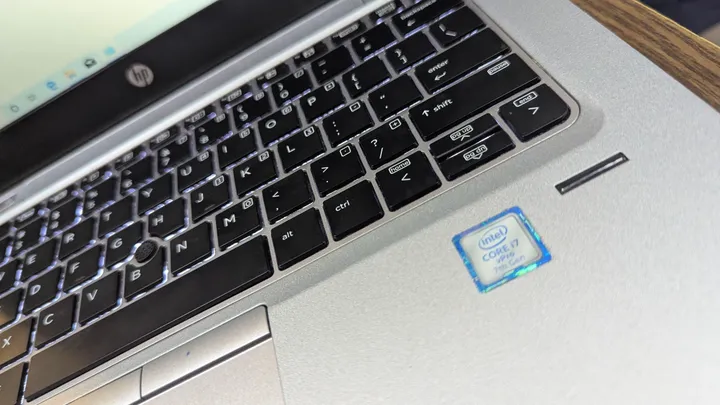 HP EliteBook 820 G4 i7 8GB – photo 6