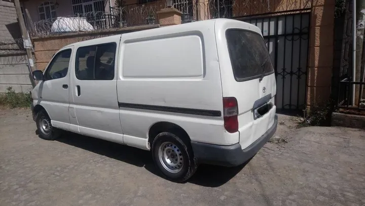 Toyota Dolphin 2005 Diesel Automatic – photo 3