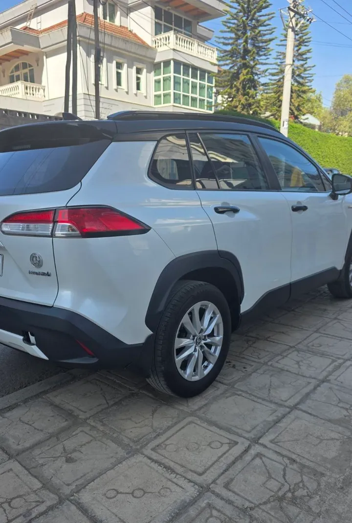 Toyota Corolla Cross Hybrid 2022 – photo 5