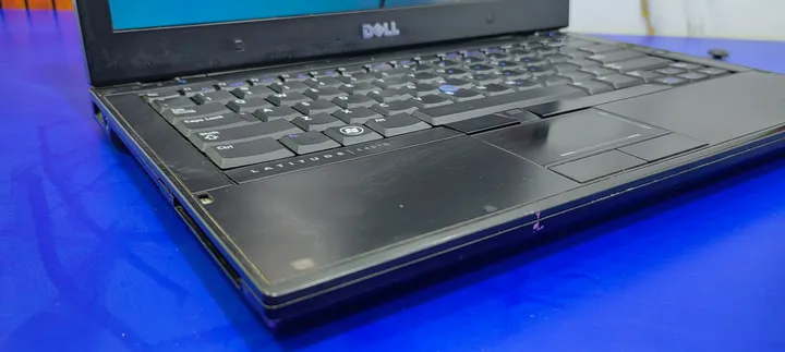 Dell Latitude i3 4GB 250GB Laptop – photo 5
