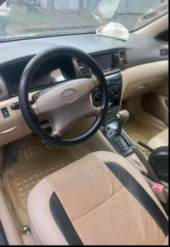 Toyota Corolla 2005 Automatic Petrol – photo 4