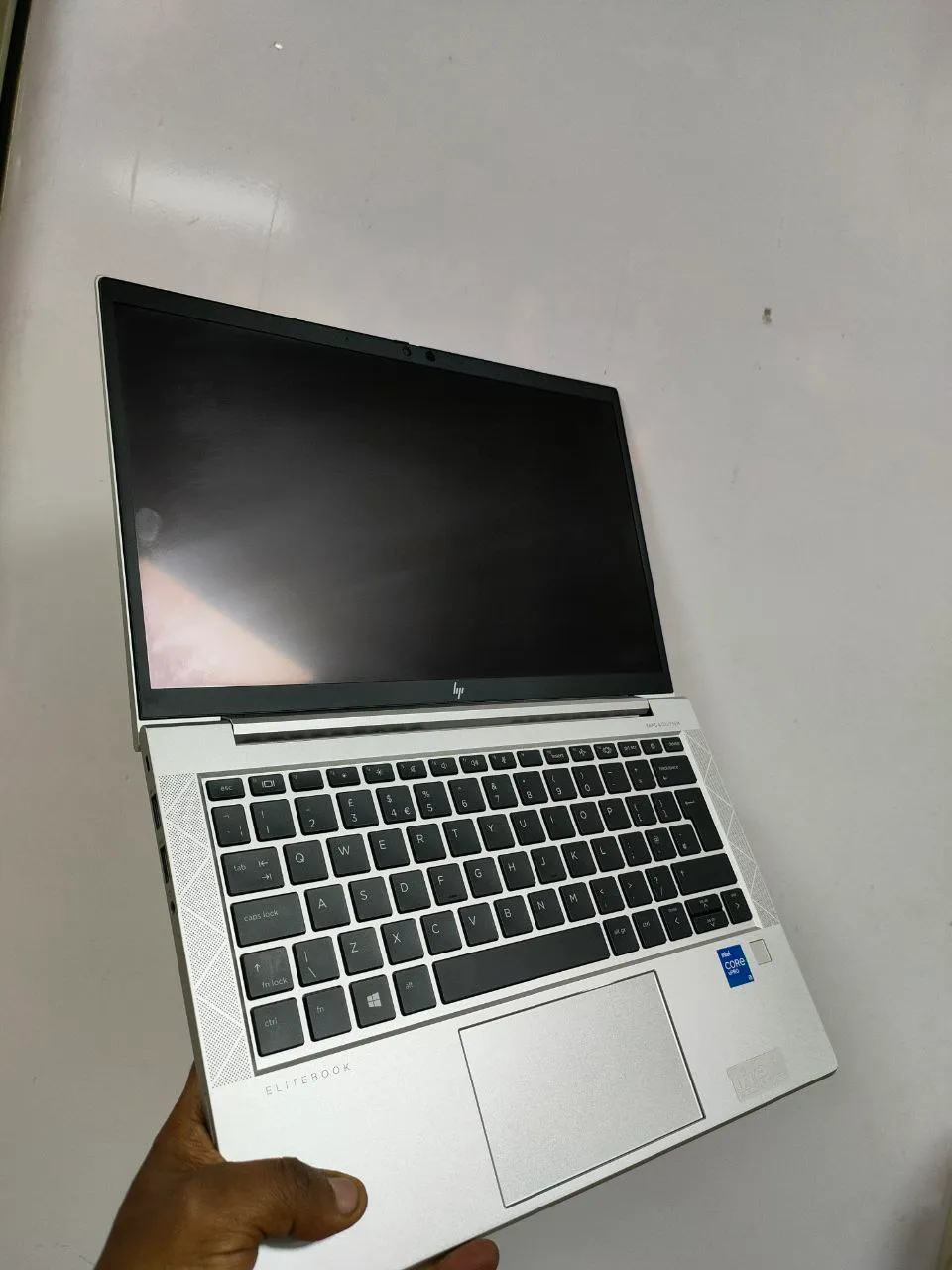 HP EliteBook 830 G8 i5 Laptop – photo 5