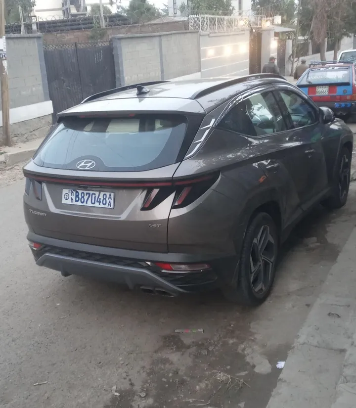 Hyundai Tucson 2021 SUV – photo 5