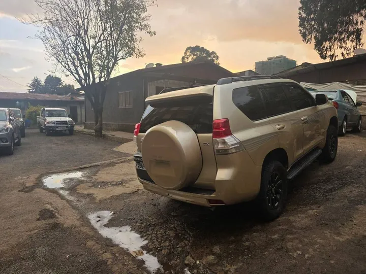 Toyota Land Cruiser Prado 2009 – photo 3
