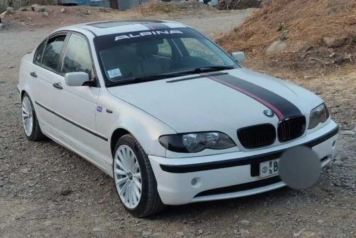 BMW 318i 2001 Automatic Sedan – photo 3