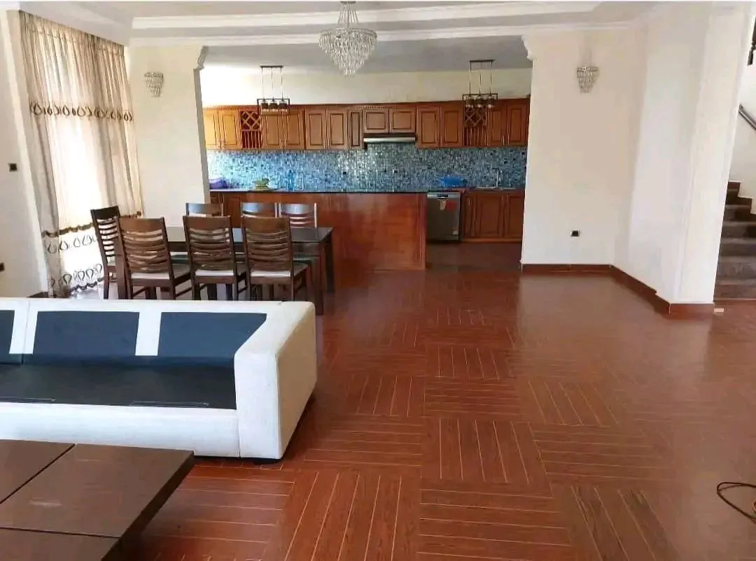 4 Bedroom House for Sale CMC – photo 3