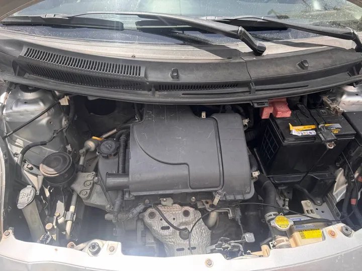 Toyota Yaris Compact 2008 – photo 7