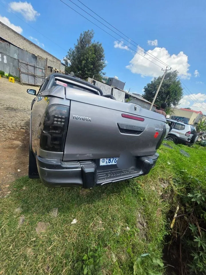 Toyota Revo Extra Cab 2020 – photo 6