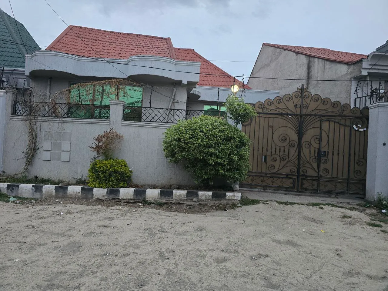 Modern 3-Bedroom Villa in Figa – photo 4