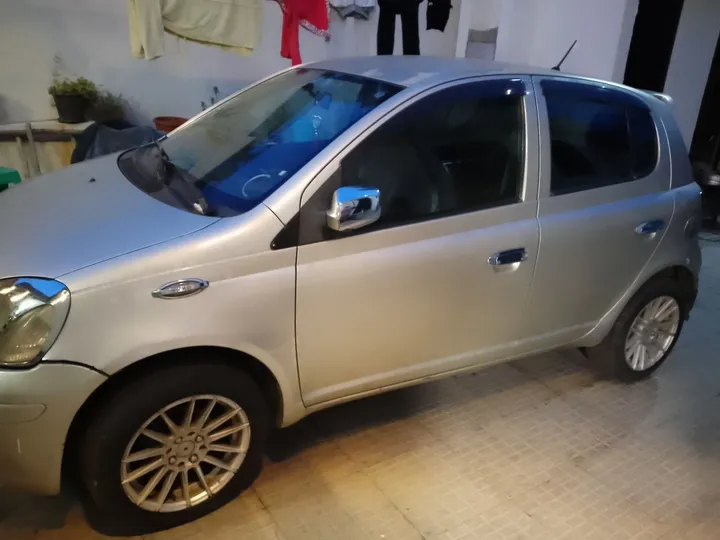 Toyota Vitz 2003 Automatic – photo 3