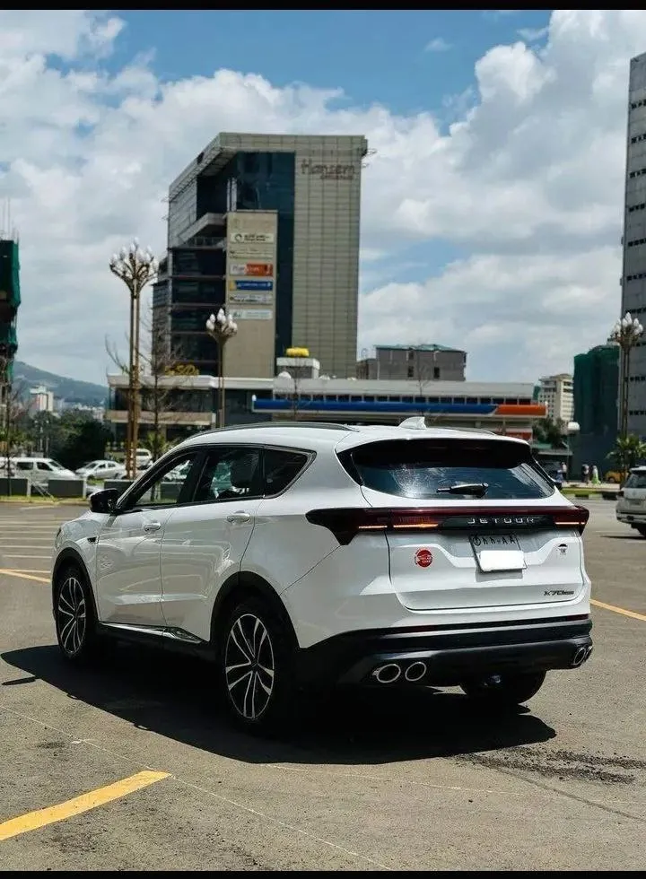 Jetour X70 Plus 2023 – photo 5