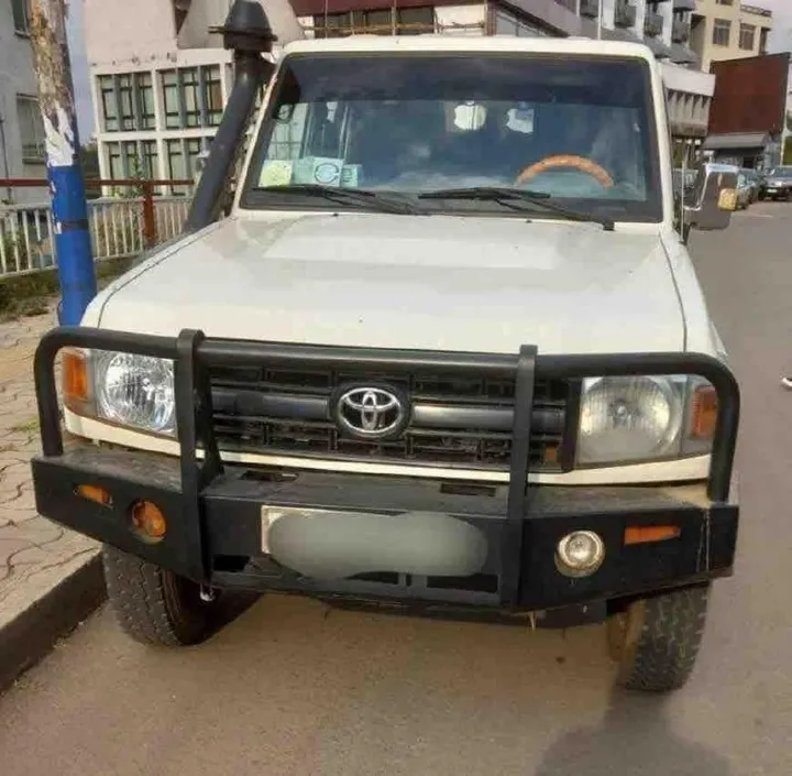 Toyota Land Cruiser Double Cab 2017 – photo 3