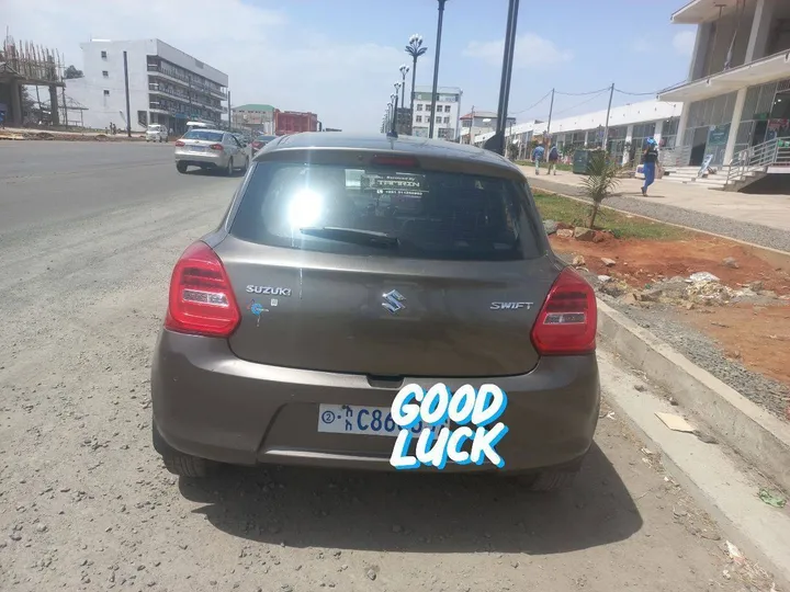 Suzuki Swift 2021 Automatic 1.2L – photo 5