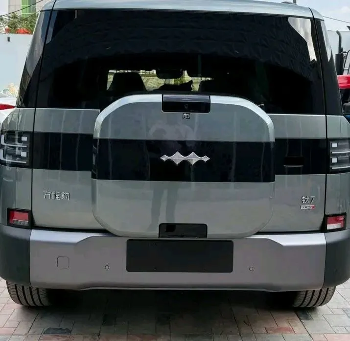 BYD Leopard Ultra Titanium 7 Hybrid – photo 5