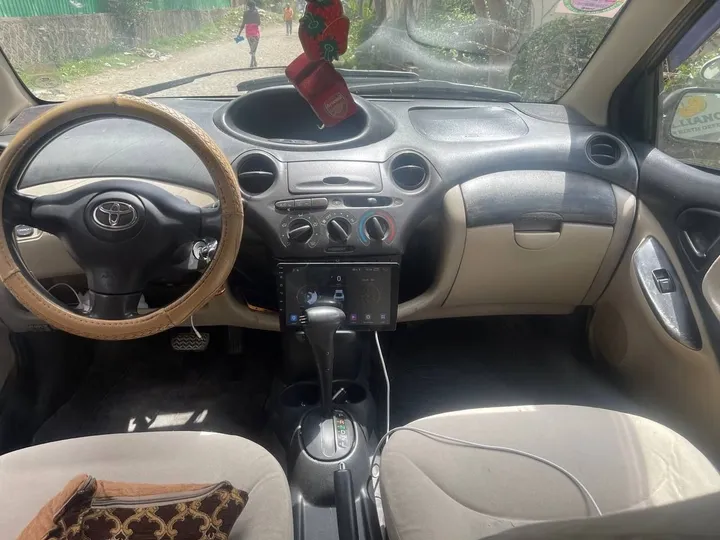 Toyota Vitz 2004 Automatic – photo 7