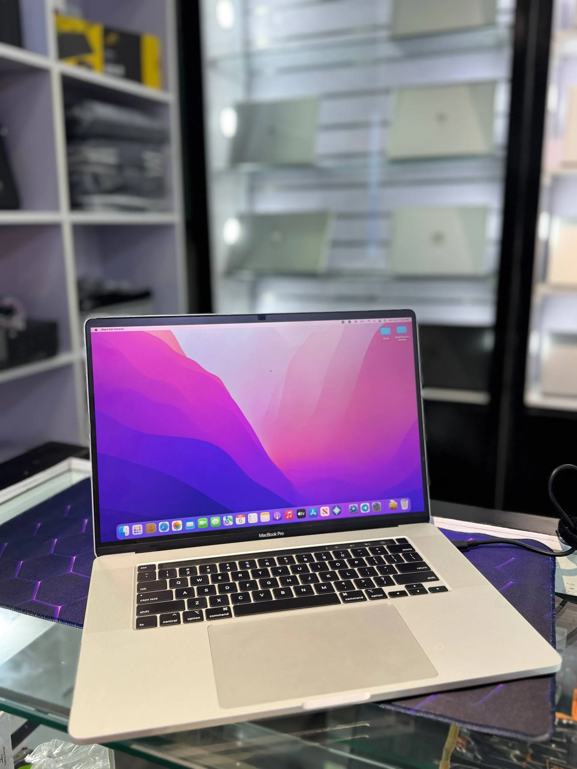 MacBook Pro 2019 16-inch i7 16GB 512GB – photo 5