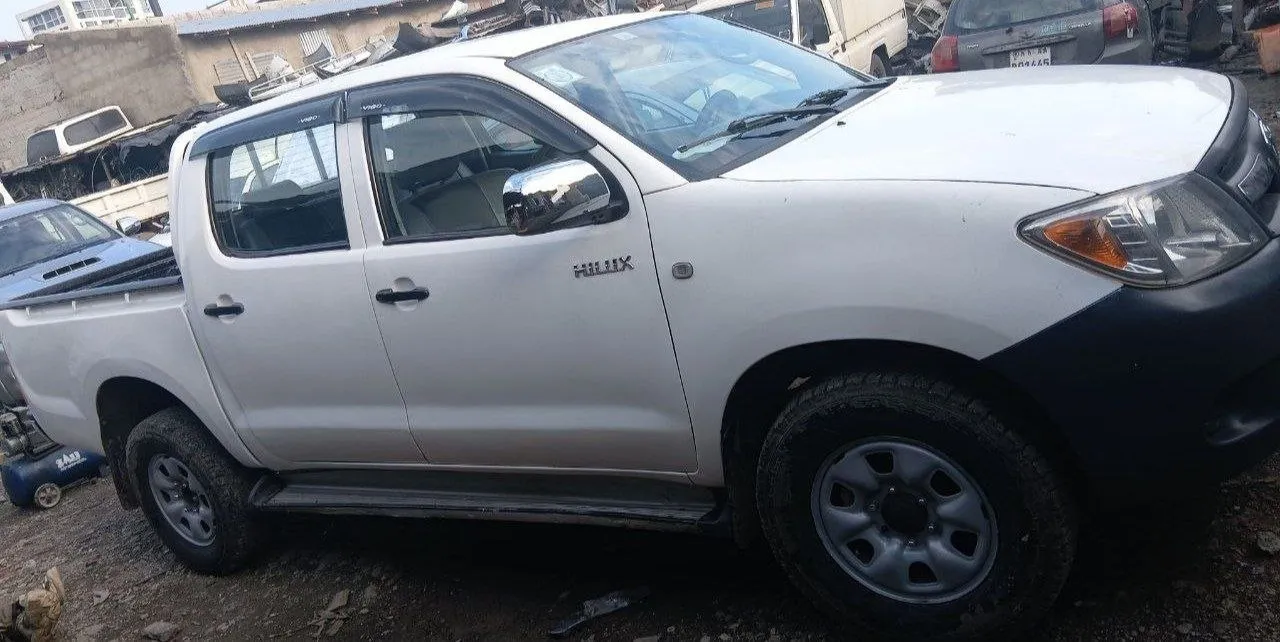 Toyota Hilux Double Cab Diesel – photo 4