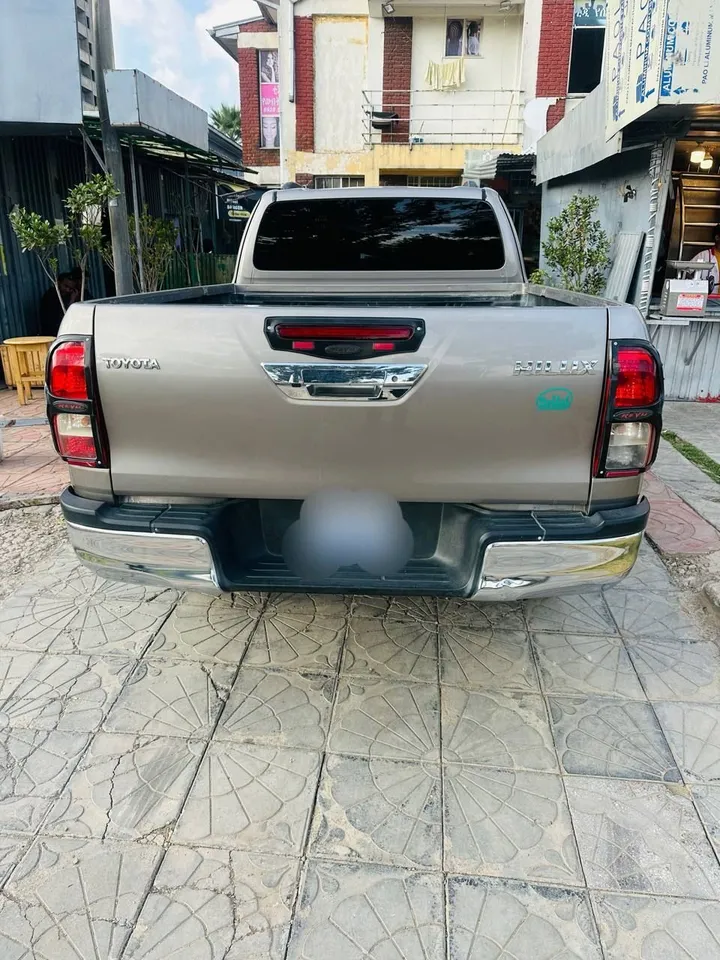Toyota Hilux Revo X-Cab 2020 – photo 10