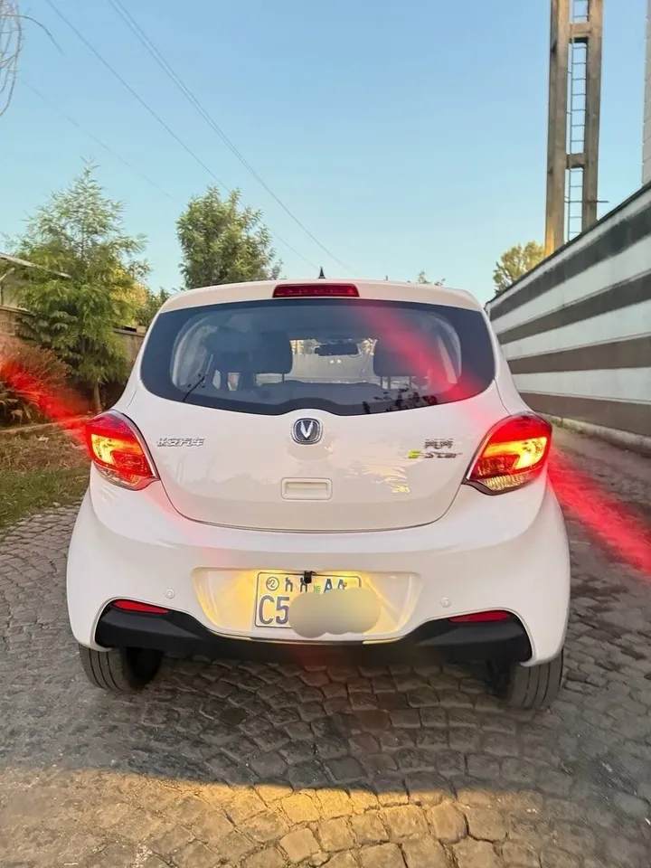Changan E-Star 2023 – photo 4