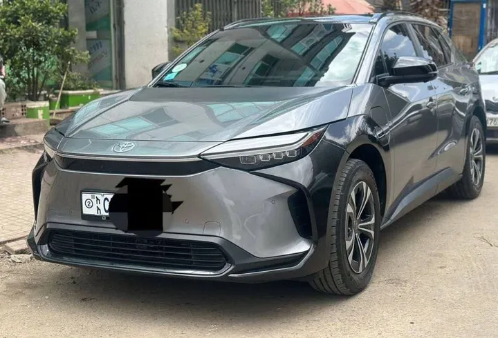Toyota BZ4X 2023 Electric SUV – photo 7