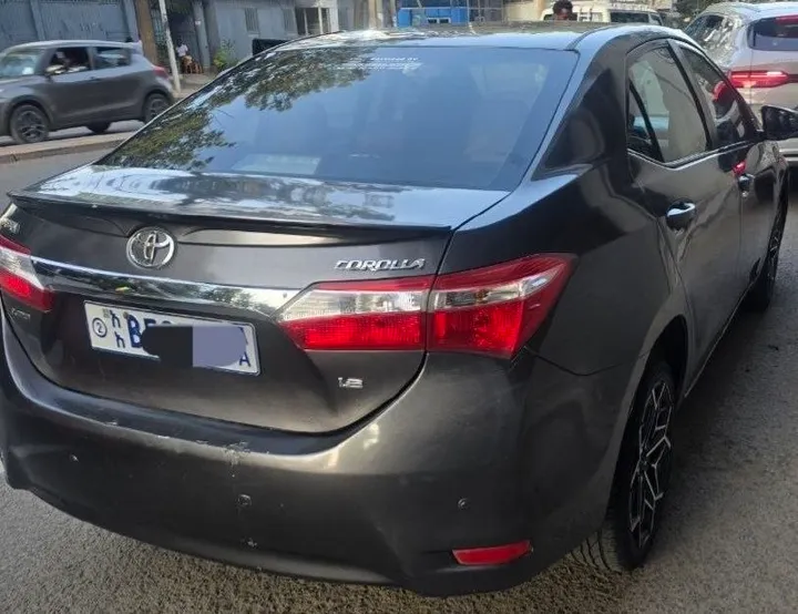 Toyota Corolla Sedan 2013 – photo 3