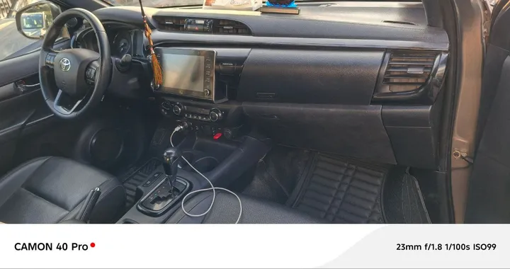 Toyota Invincible 2021 Pickup – photo 6