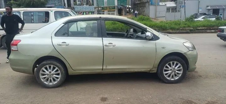Toyota Yaris 2007 Automatic – photo 4
