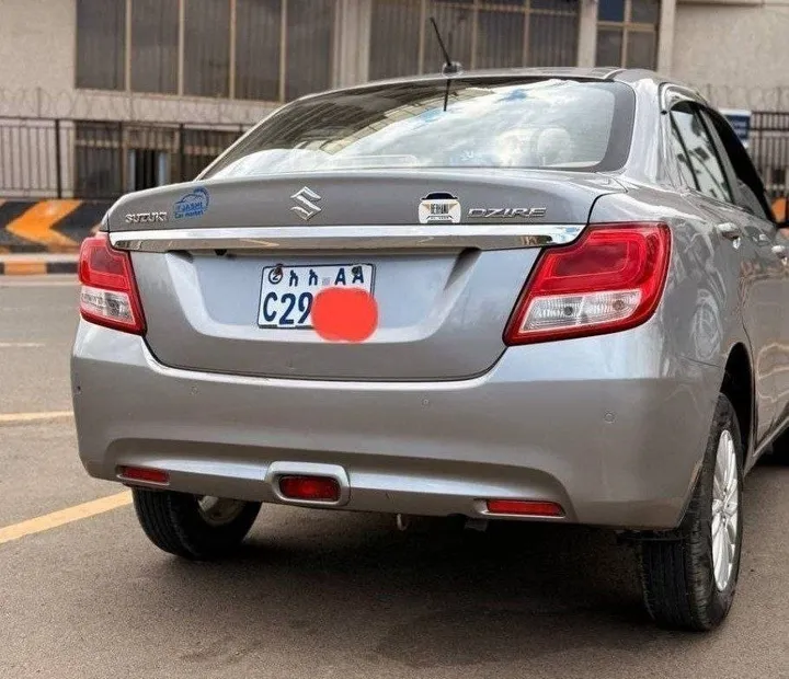 Suzuki Dzire 2022 Automatic Sedan – photo 3