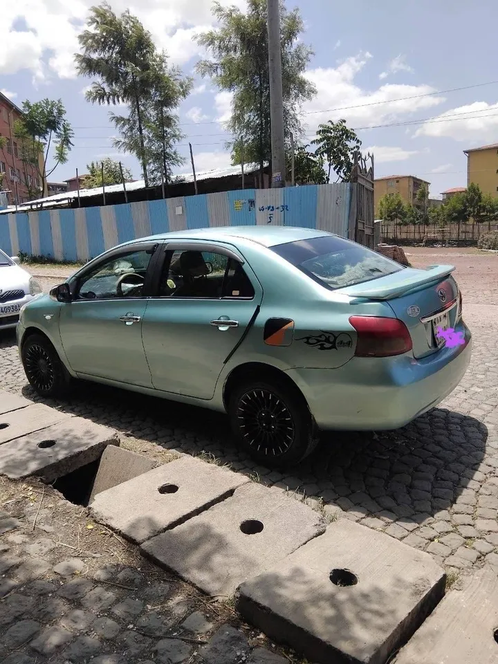 Toyota Yaris Belta 2008 Automatic – photo 3